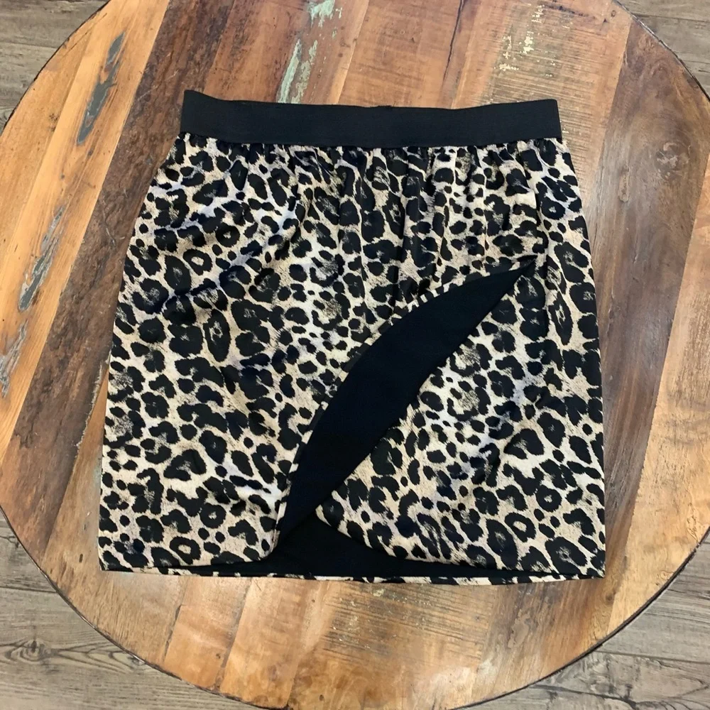 🌱HP! Cheetah Print Vince Camuto Skirt w/ Stretchy Waist LG - Picture 2 of 8